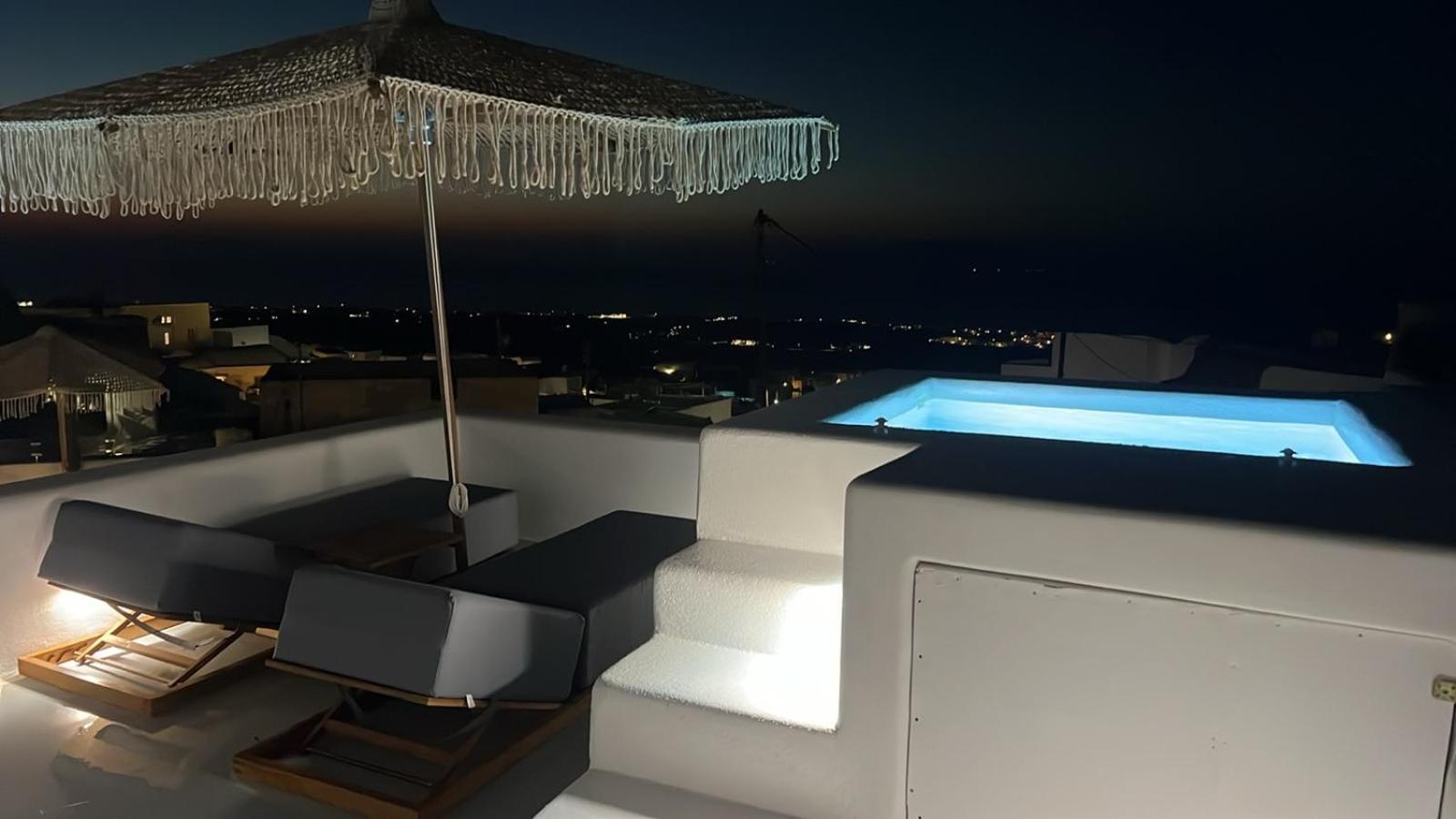 Oinos Luxury Suites Foinikia  Ngoại thất bức ảnh