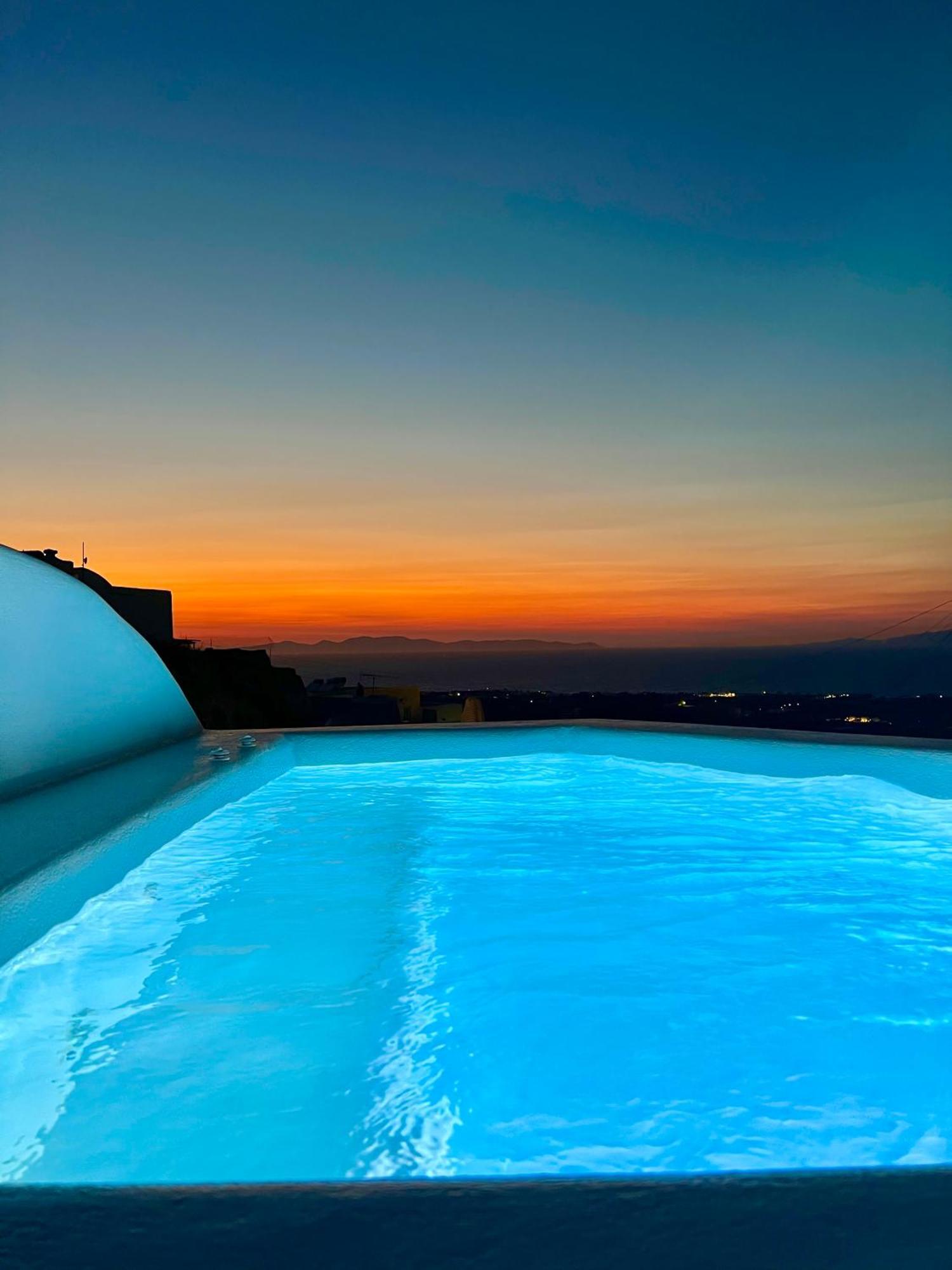 Oinos Luxury Suites Foinikia  Ngoại thất bức ảnh