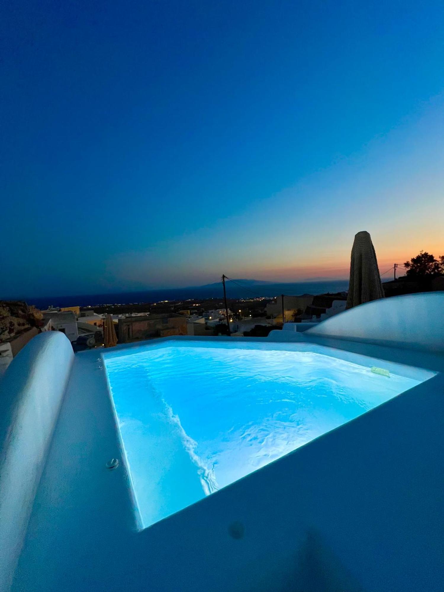 Oinos Luxury Suites Foinikia  Ngoại thất bức ảnh